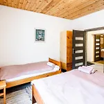 Dvur Dolenec Апартаменты