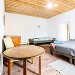 Dvur Dolenec Апартаменты Rohoznice (Hradec Kralove)