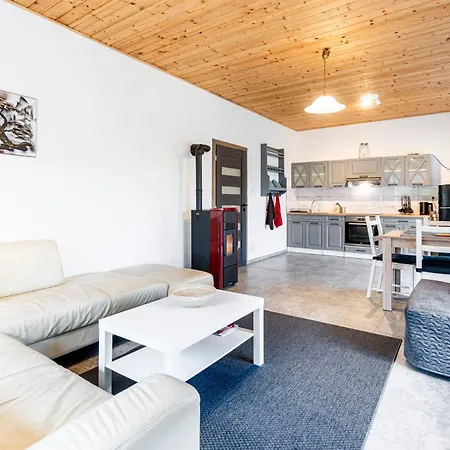 Appartement Dvur Dolenec Rohoznice (Hradec Kralove)
