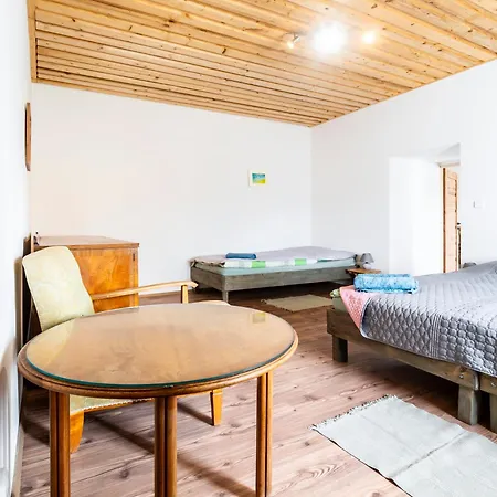 Dvur Dolenec Appartement Rohoznice (Hradec Kralove)